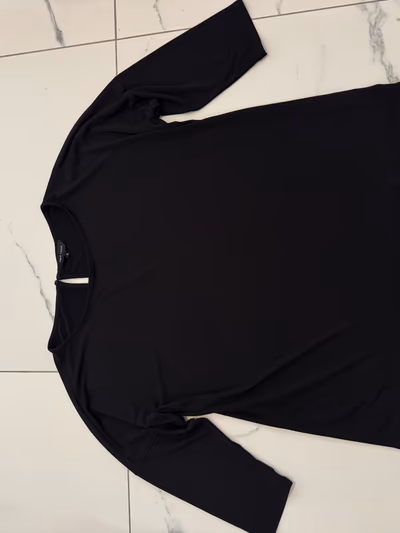 Classic Black Long Sleeve Top by New Look — pre-loved on Thrifted.mt