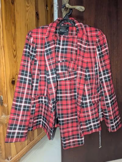 Mohito Red Tartan Blazer by Mohito — pre-loved on Thrifted.mt