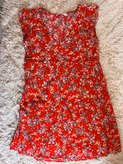 Promod red floral summer dress S by Promod — pre-loved on Thrifted.mt