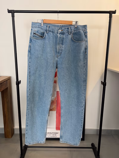 RAVANI Jeans – Straight Fit | Light Blue | Size 32 | Berlin Brand — pre-loved on Thrifted.mt