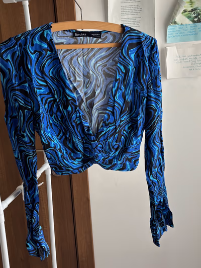 Bershka Swirl Print Long Sleeve Top by Bershka — pre-loved on Thrifted.mt
