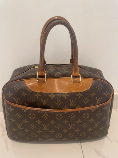 Louis Vuitton Monogram Deauville Bag by Louis Vuitton — pre-loved on Thrifted.mt