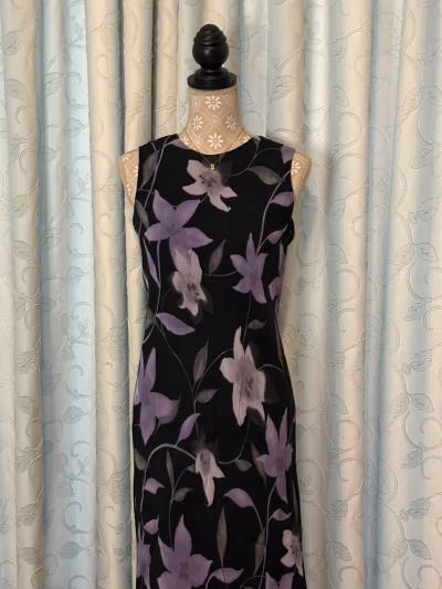 Tessuto Dress Black with Purple Flowers Y2K by Tessuto — pre-loved on Thrifted.mt