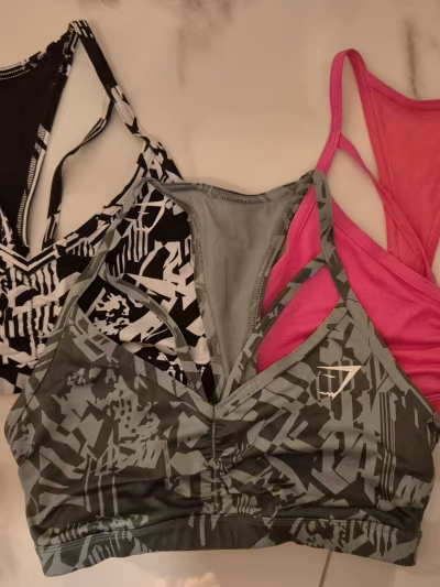 Gymshark Sports Bra Bundle by Gymshark — pre-loved on Thrifted.mt