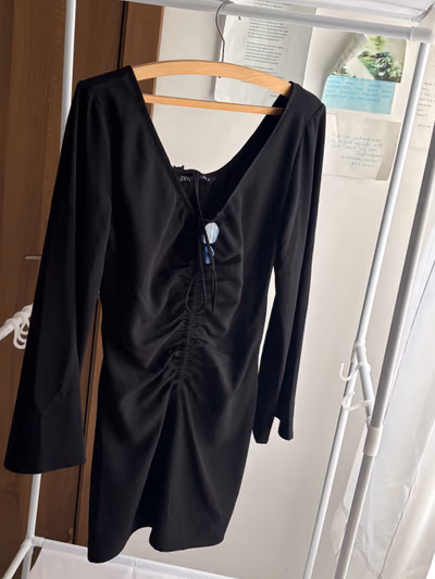 Black ruched mini dress by Zara — pre-loved on Thrifted.mt