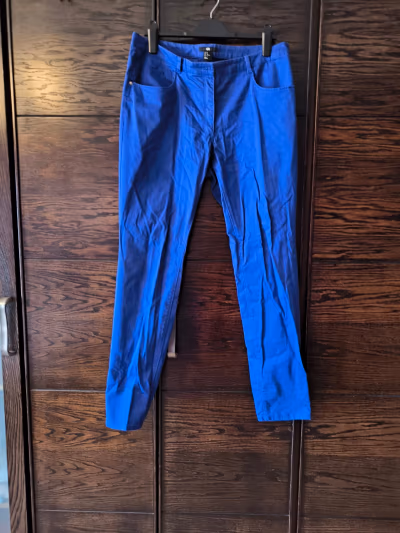 Bright blue H&M trousers by H&M — pre-loved on Thrifted.mt