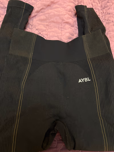 AYBL brown and black gym leggings by AYBL — pre-loved on Thrifted.mt