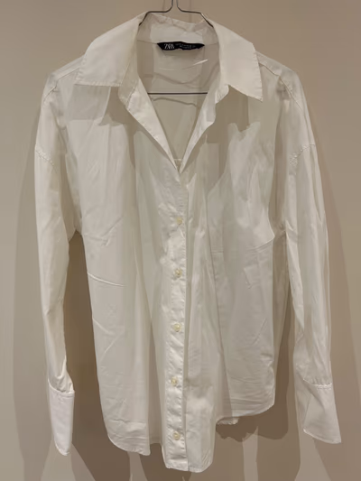 Zara Classic white cotton shirt by Zara — pre-loved on Thrifted.mt