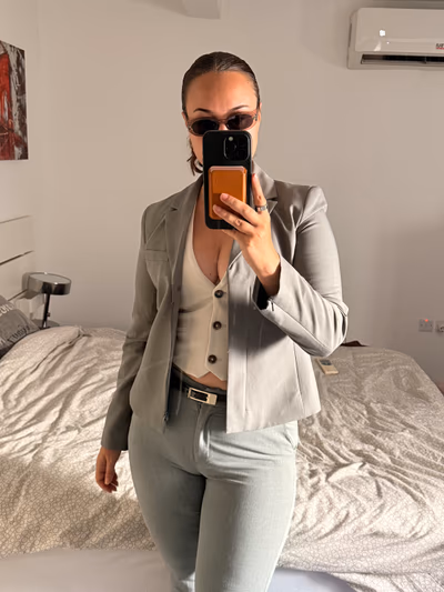 Grey tailored smart blazer by Calliope — pre-loved on Thrifted.mt