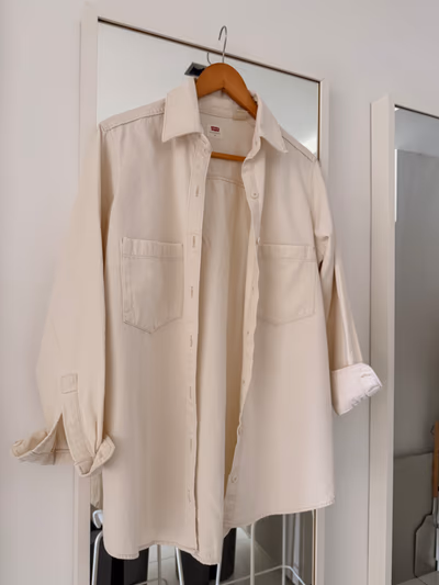 Levi’s Oversized Shirt – Never Worn by Levi’s — pre-loved on Thrifted.mt