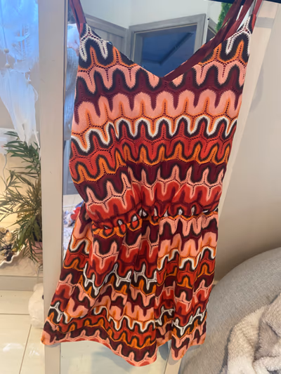 Vestido de punto con estampado de espiga — pre-loved on Thrifted.mt