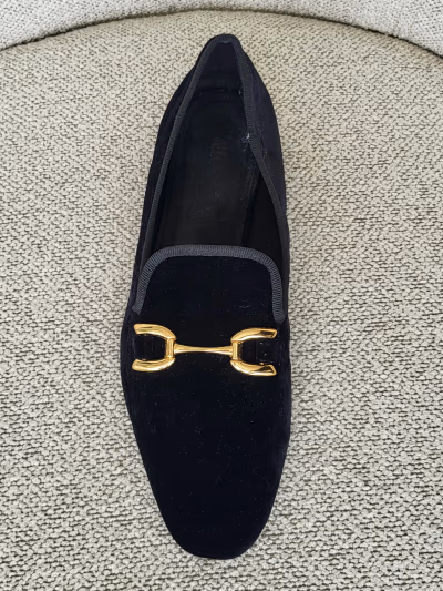Black velvet gold detail loafers by Zara — pre-loved on Thrifted.mt