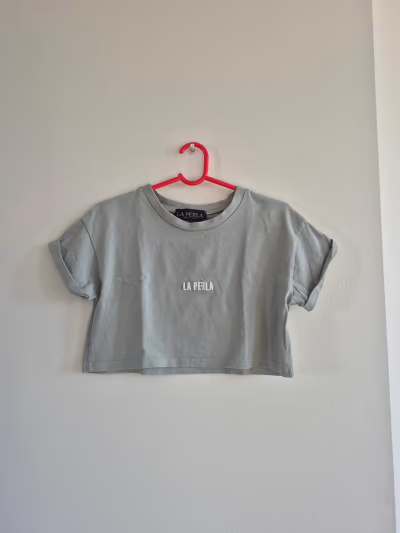 La Perla cropped t-shirt by La Perla — pre-loved on Thrifted.mt