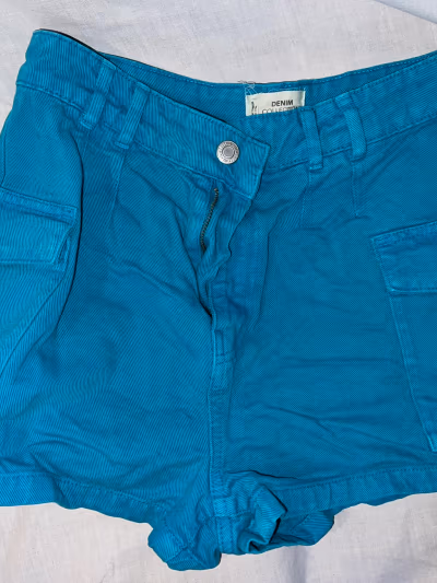 Turquoise denim shorts by Tally Weijl — pre-loved on Thrifted.mt