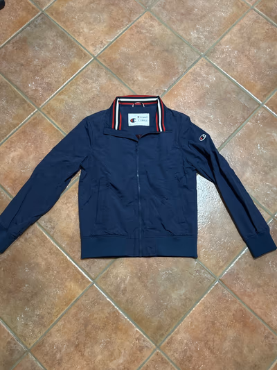 Champion Navy Zip Up Jacket by Champion — pre-loved on Thrifted.mt