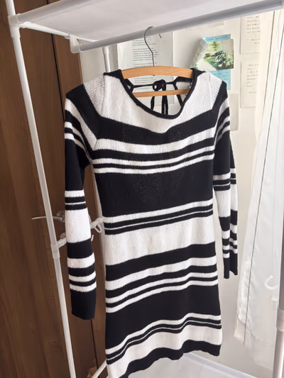 Black and white striped dress — pre-loved on Thrifted.mt