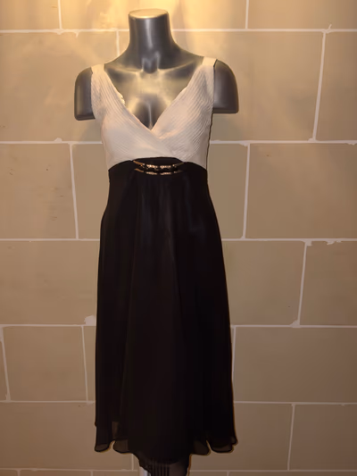 Black & White Formal Dress EU44 XL by Pozda&Poz — pre-loved on Thrifted.mt