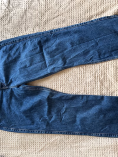 WEEKDAY Jeans — pre-loved on Thrifted.mt