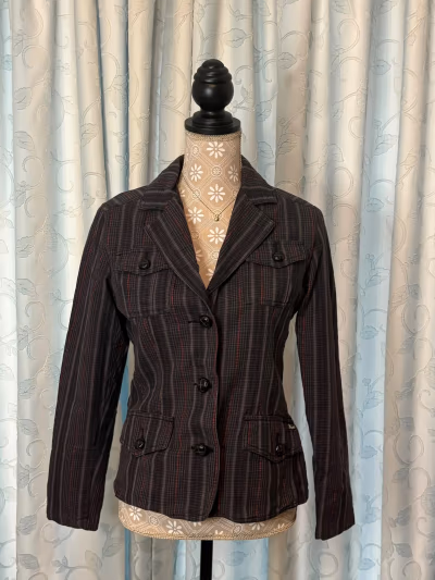 Wollrich Jacket Y2K by Woolrich — pre-loved on Thrifted.mt