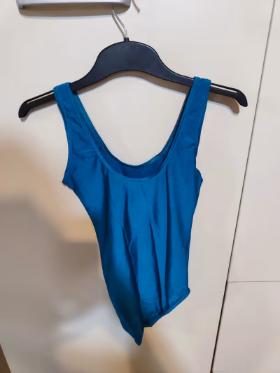 Teal jazz leotard — pre-loved on Thrifted.mt