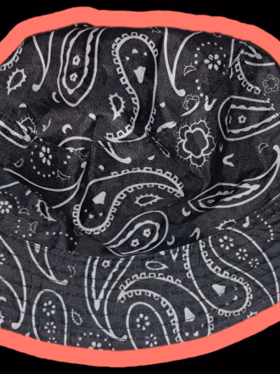 Black Paisley Print Bucket Hat — pre-loved on Thrifted.mt