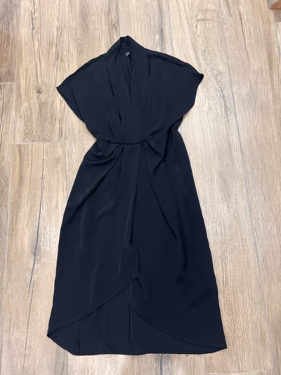 Elegant Black Sleeveless Midi Dress by Shein — pre-loved on Thrifted.mt