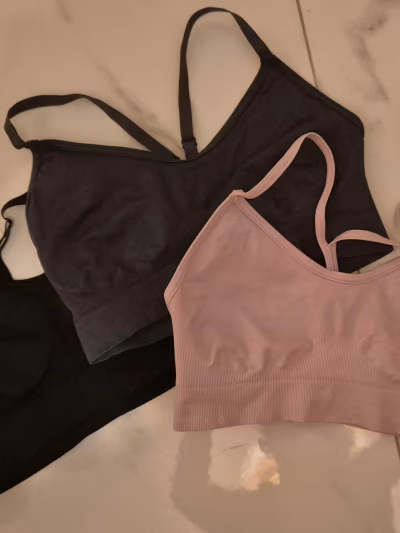 Gymshark Women Sports Bra Bundle by Gymshark — pre-loved on Thrifted.mt
