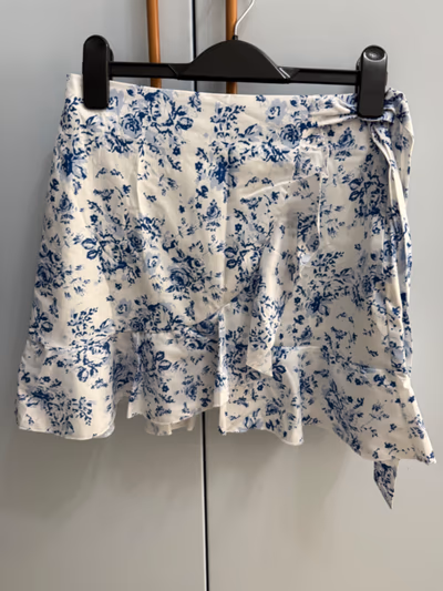 Blue Floral Ruffle Wrap Skirt by SHEIN — pre-loved on Thrifted.mt
