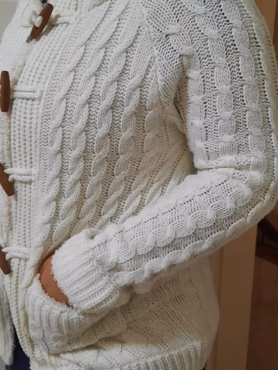 Ivory Cable Knit Jacket — pre-loved on Thrifted.mt