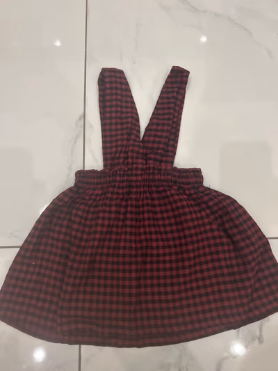 Gingham pinafore dress — pre-loved on Thrifted.mt