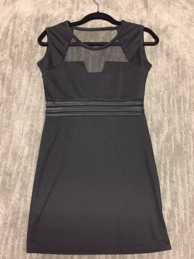 Black body shape dress in mesh — pre-loved on Thrifted.mt