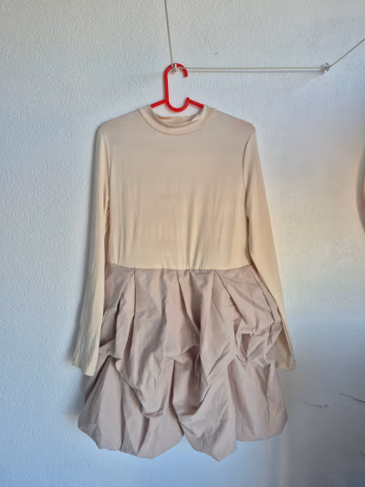 Cream and beige bubble dress — pre-loved on Thrifted.mt