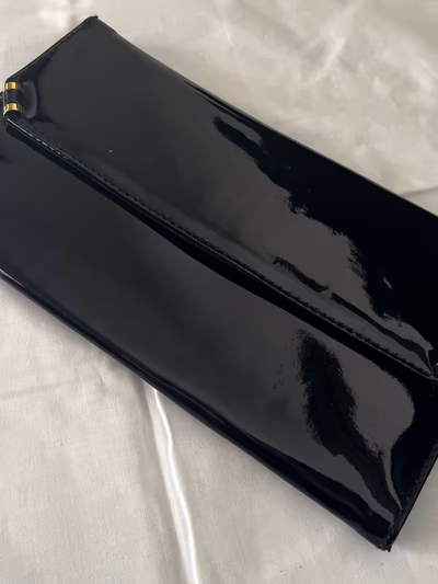 Classic Black Patent Clutch Bag by Shilton — pre-loved on Thrifted.mt
