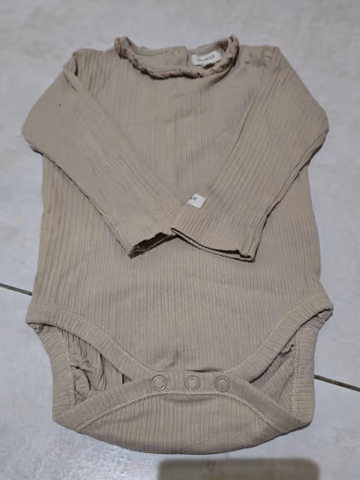 Newbie Long Sleeve Ribbed Baby Bodysuit by Newbie — pre-loved on Thrifted.mt