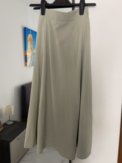 Sage Green Maxi Skirt by No brand — pre-loved on Thrifted.mt