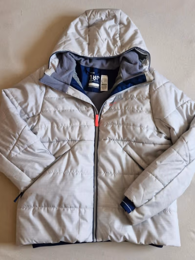 Chaqueta acolchada con forro polar de Decathlon by Decathlon — pre-loved on Thrifted.mt