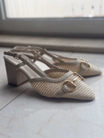 Woven Block heel sandals  — pre-loved on Thrifted.mt