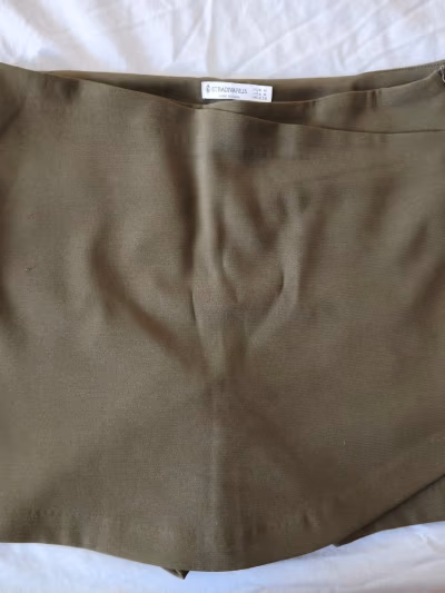 Stradivarius Olive Green Skort by Stradivarius — pre-loved on Thrifted.mt