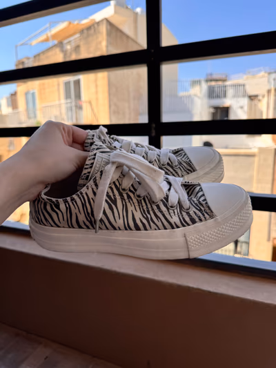 Converse Zebra Print Sneakers by Converse — pre-loved on Thrifted.mt