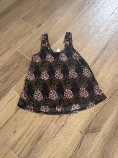 Black Pineapple Print Vest Top — pre-loved on Thrifted.mt