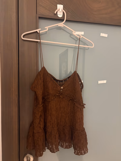 Stradivarius Brown Lace  Top by Stradivarius — pre-loved on Thrifted.mt