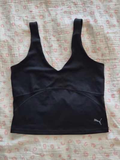 Puma Black Sports Crop Top by Puma — pre-loved on Thrifted.mt