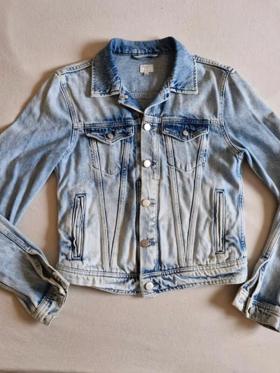 Chaqueta vaquera Pepe Jeans by Pepe Jeans — pre-loved on Thrifted.mt