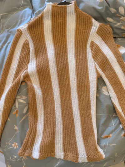 Striped Knitted High Neck Jumper by Shein — pre-loved on Thrifted.mt