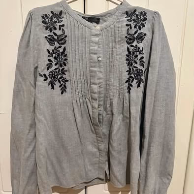 Zara Embroidered Grey Cotton Blouse by Zara — pre-loved on Thrifted.mt