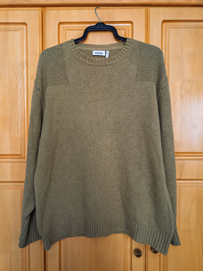 Suéter de punto utilitario Jim para entre semana by WEEKDAY — pre-loved on Thrifted.mt