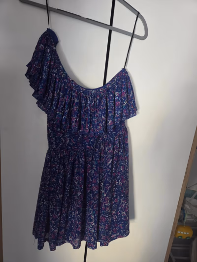 Miss Selfridge Floral  one shoulder Dress by Miss Selfridge — pre-loved on Thrifted.mt