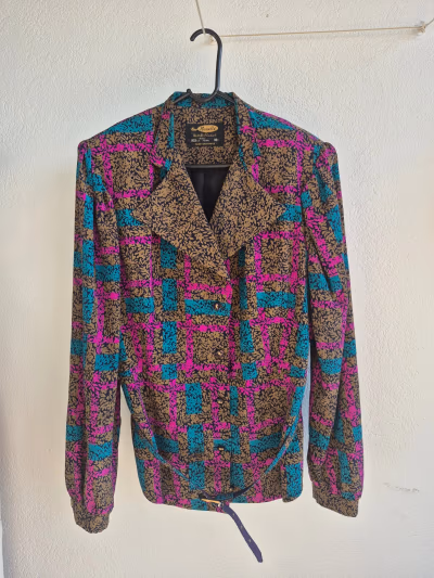Vintage floral belted button shirt