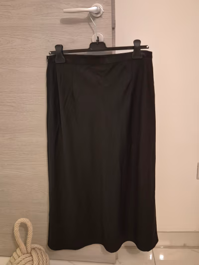 Black satin Calvin Klein midi skirt by Calvin Klein — pre-loved on Thrifted.mt