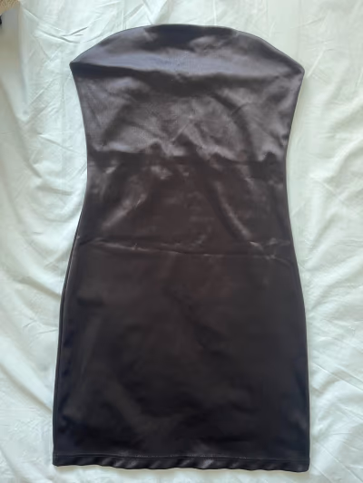 Satin strapless mini dress by H&M — pre-loved on Thrifted.mt